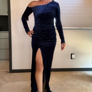 Lulus Elegant Navy Blue velvet Long Sleeve Dress